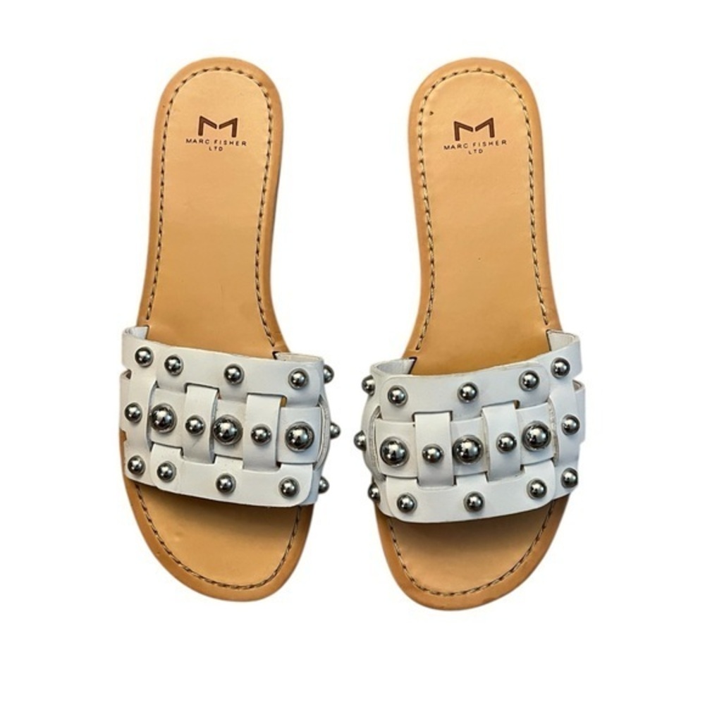 Marc Fisher Pacca White Woven Leather Silver Studded Flat Sandals / Slides 7.5